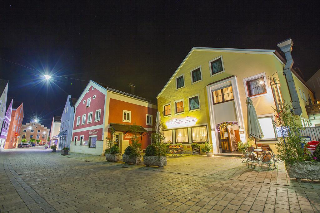 Hotel Zum Braeu-Toni Dietfurt Zewnętrze zdjęcie