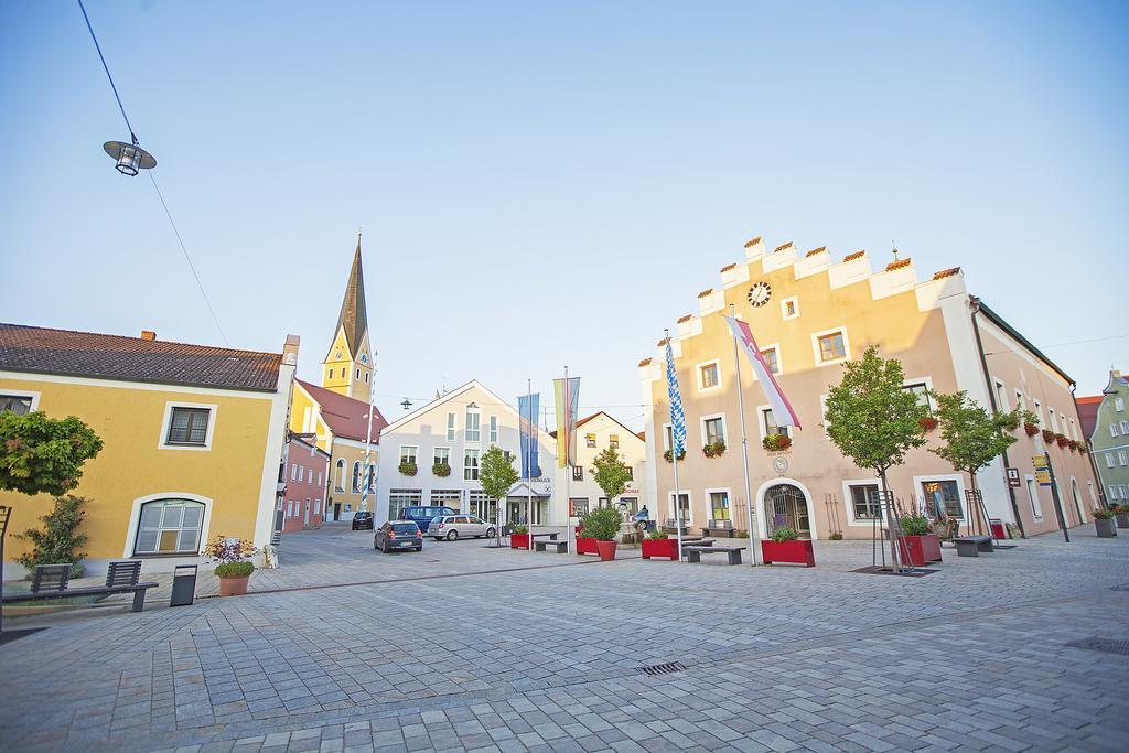 Hotel Zum Braeu-Toni Dietfurt Zewnętrze zdjęcie